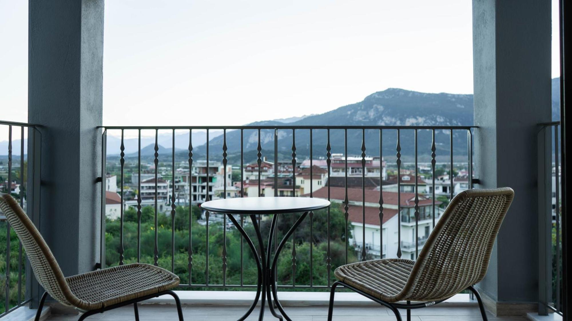 Konaki Of Meteora Boutique Living Kalambaka Exterior foto